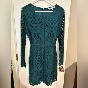 Cupcakes and Cashmere size 8 long sleeve green dress